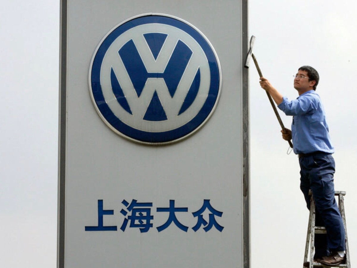 Volkswagen going fully native in China